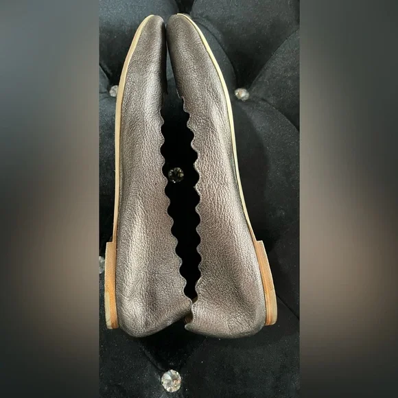 Chloe Shimmering Silver Scalloped Flats - Picture 12 of 14